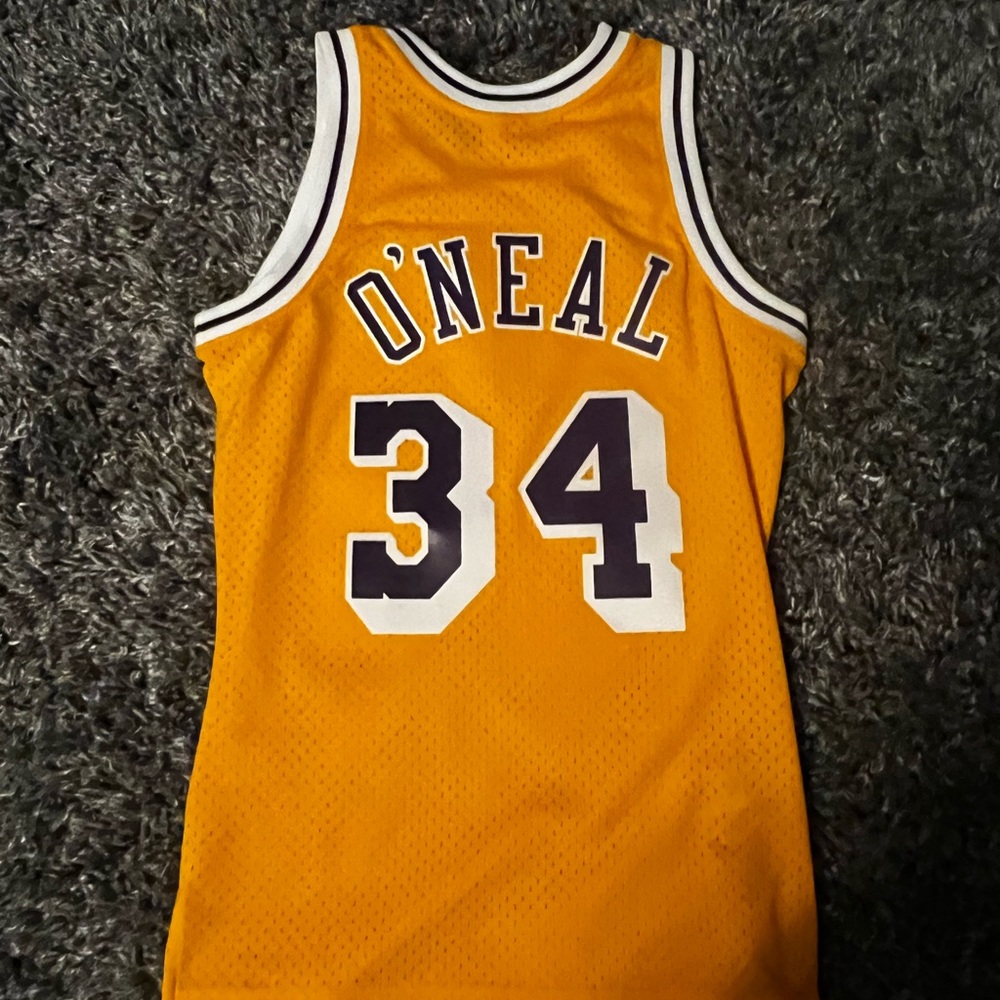 Gold Shaq Jersey - Picture 2 of 3